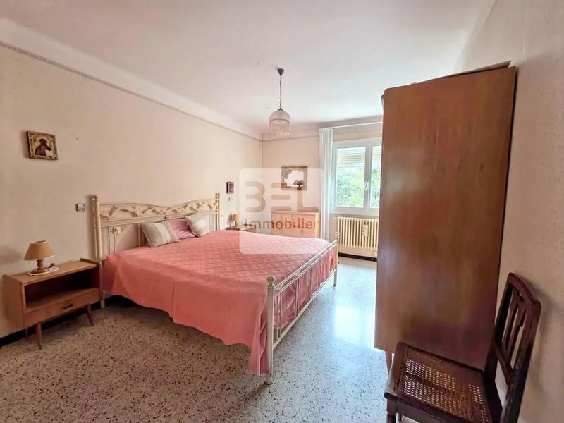 Villa - 172 m² - 7 pièces