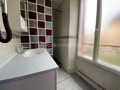 Maison - 108 m² - 5 pièces