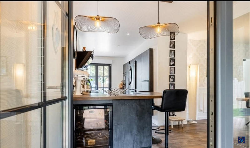 Maison contemporaine - 162 m² - 7 pièces