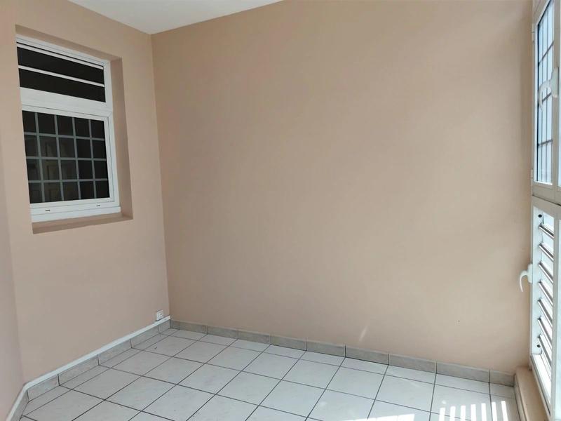 Magasins - 50 m² - 3 pièces