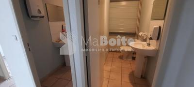 Entrepôt - 282 m² - 6 pièces