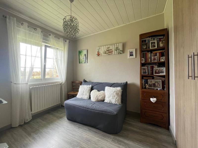 Maison - 111 m² - 9 pièces