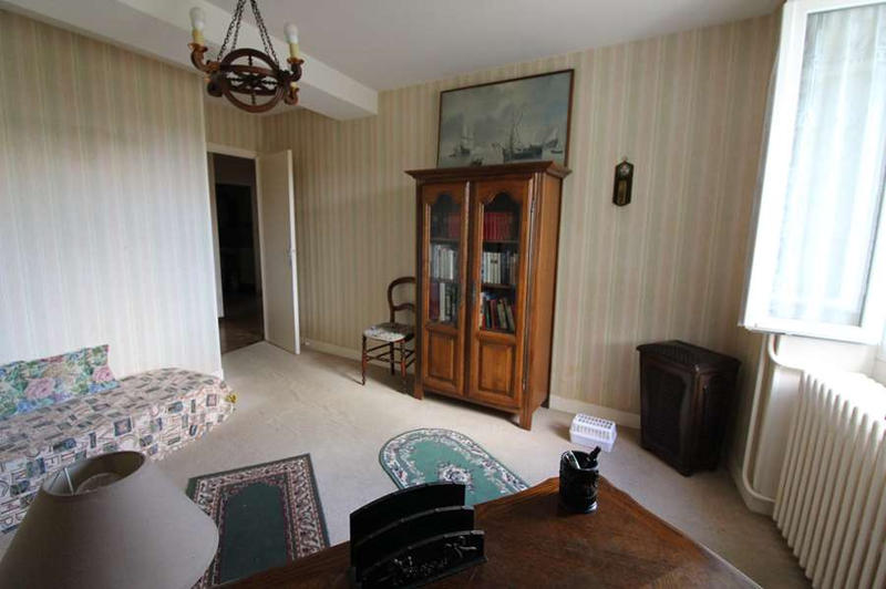 Maison - 96 m² - 5 pièces