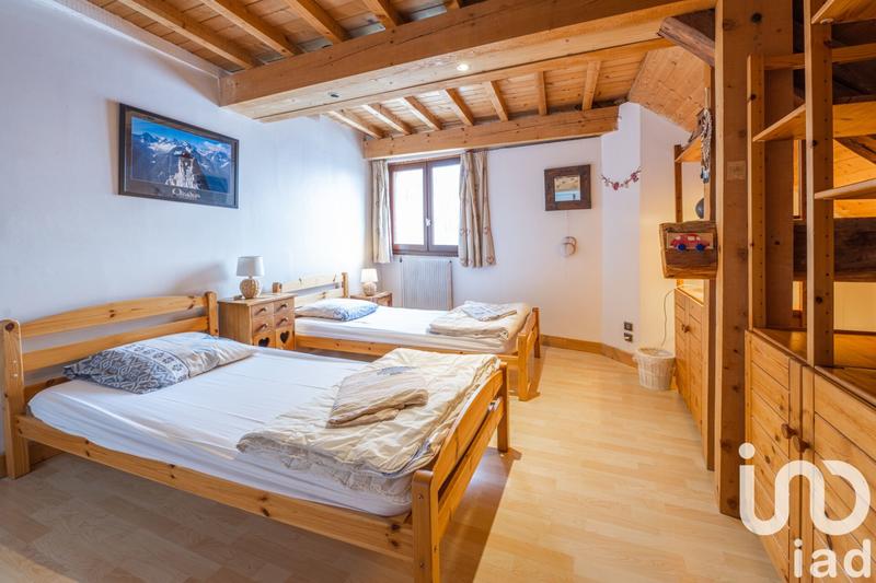 Appartement - 93 m² - 4 pièces