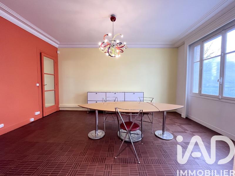 Appartement - 90 m² - 3 pièces