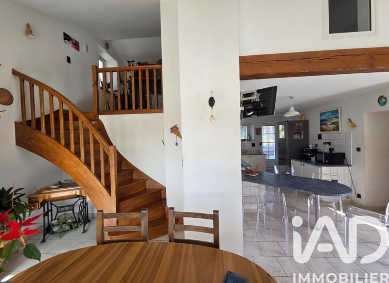 Maison - 160 m² - 6 pièces