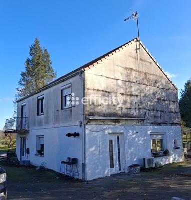 Maison - 152 m² - 8 pièces