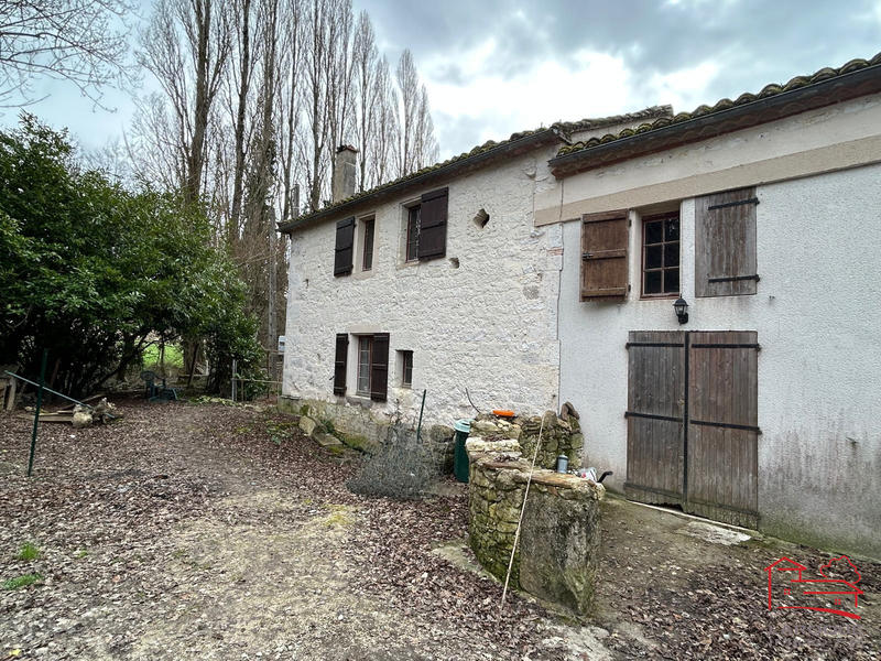 Maison - 200 m² - 6 pièces