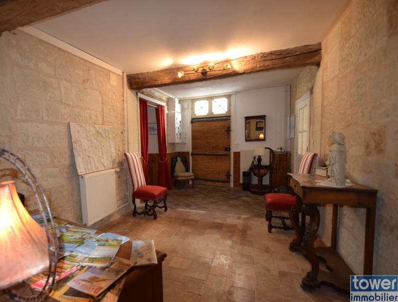 Maison - 309 m² - 12 pièces