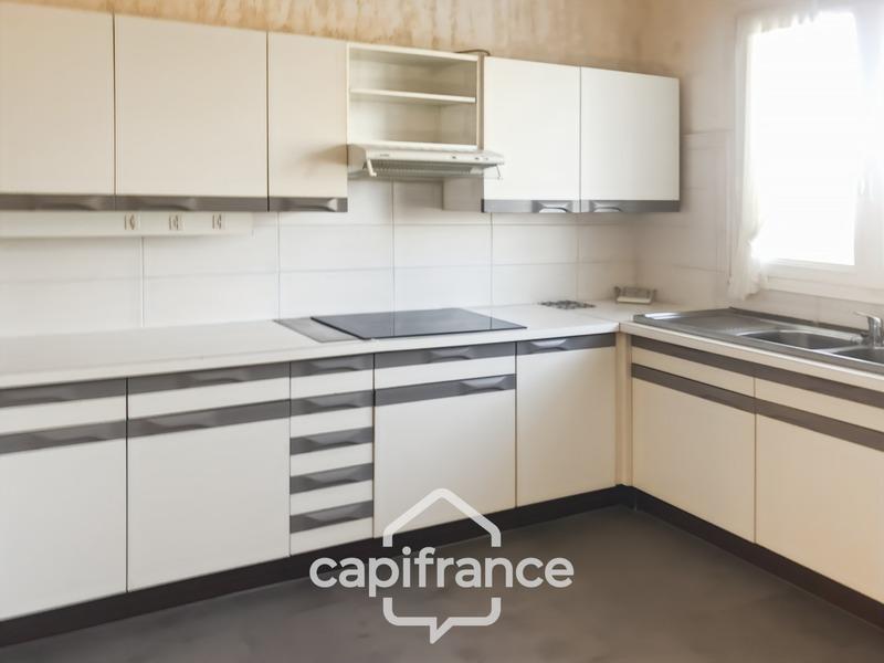 Villa - 280 m² - 9 pièces