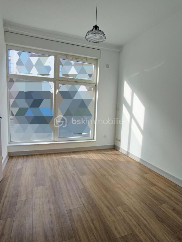 Immeuble - 96 m² - 5 pièces