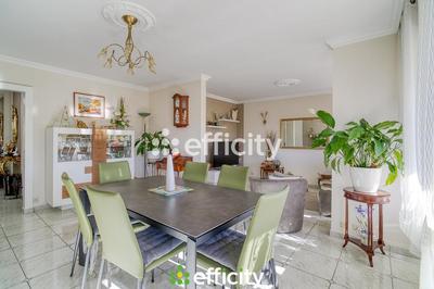 Appartement - 106 m² - 5 pièces