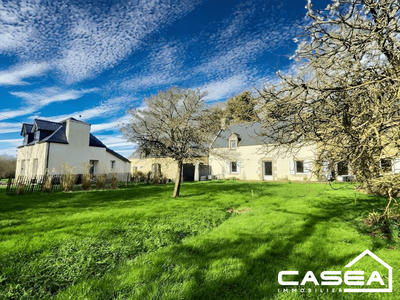 Maison ancienne - 300 m² - 15 pièces