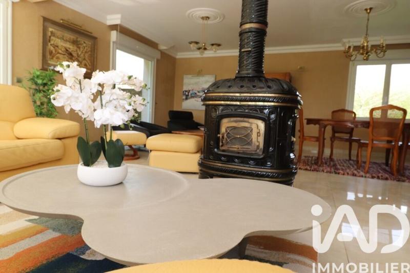 Maison - 183 m² - 6 pièces