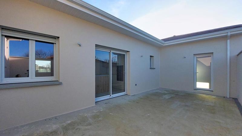 Maison - 140 m² - 5 pièces