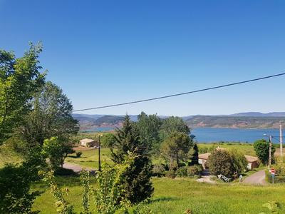 Terrain constructible - 2 400 m²