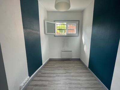 Local commercial - 95 m² - 6 pièces