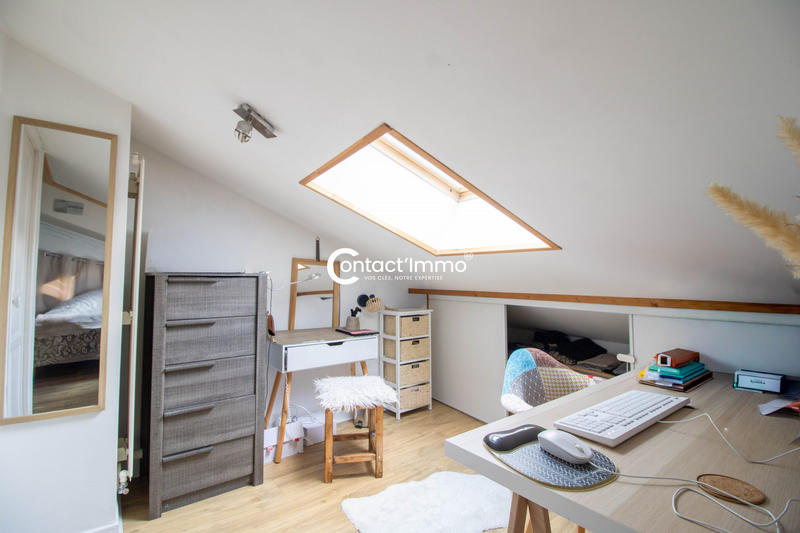 Appartement - 100 m² - 5 pièces