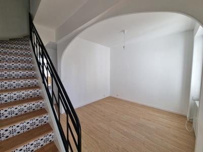 Local commercial - 83 m² - 3 pièces