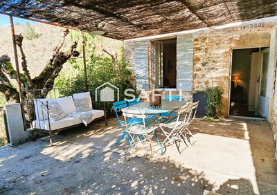 Maison - 140 m² - 5 pièces