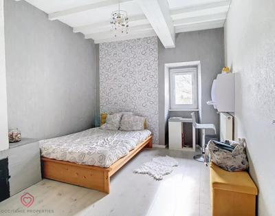 Propriété - 524 m² - 10 pièces