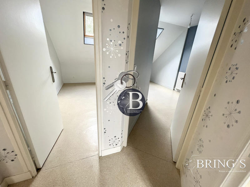 Maison - 140 m² - 10 pièces