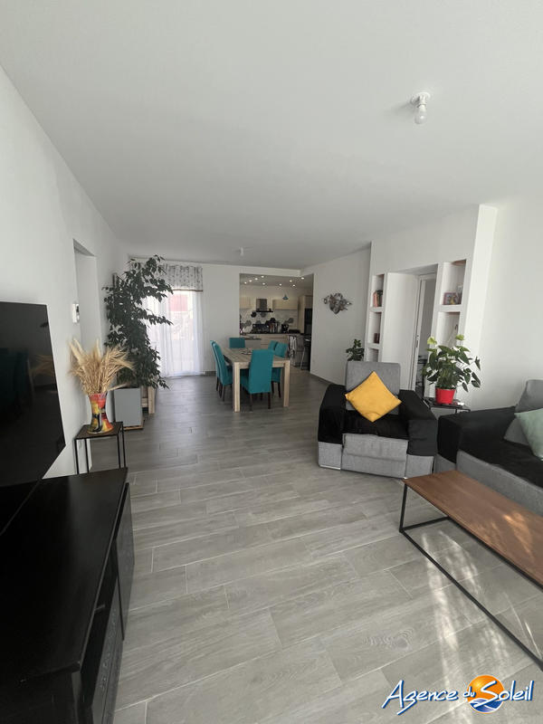 Maison - 110 m² - 4 pièces