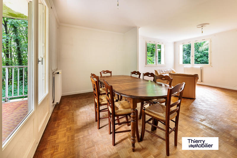 Appartement - 85 m² - 4 pièces