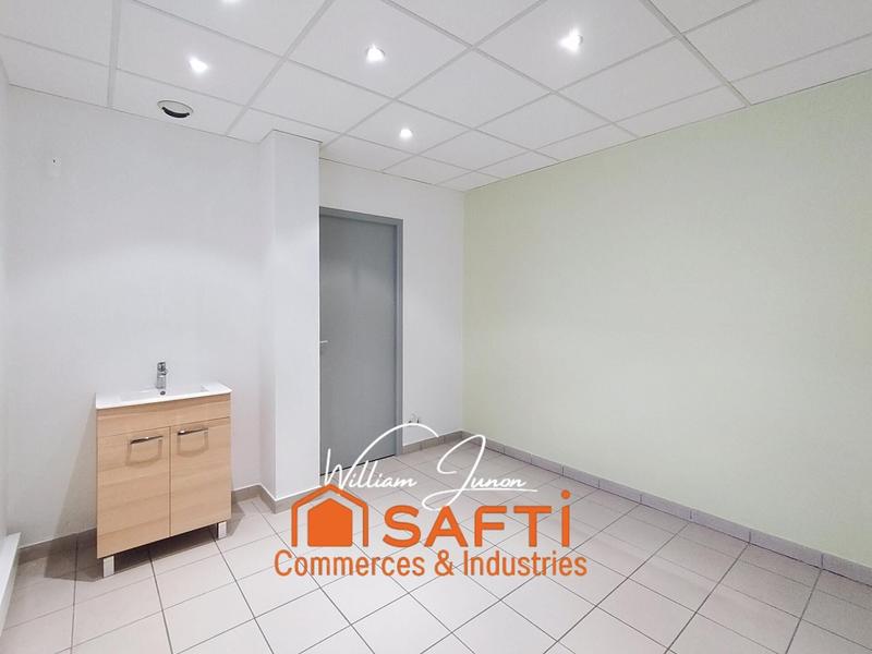 Local commercial - 65 m² - 4 pièces
