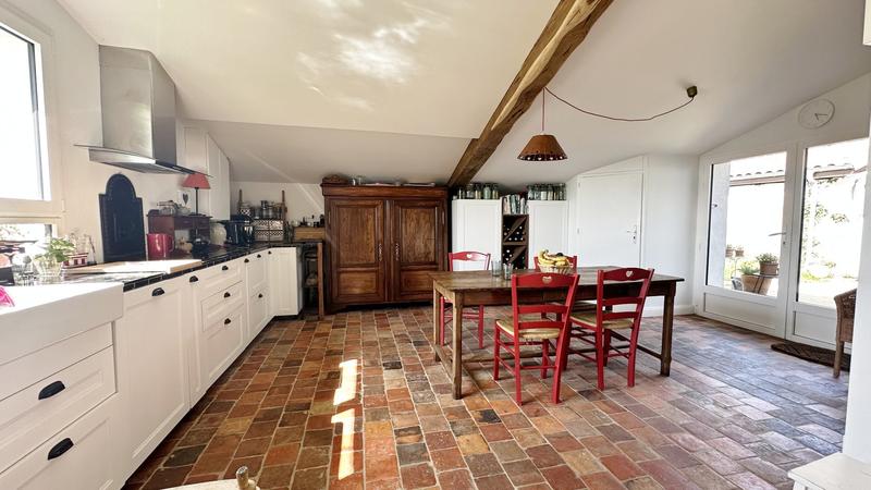 Fermette - 330 m² - 9 pièces