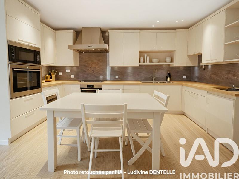 Maison - 142 m² - 6 pièces