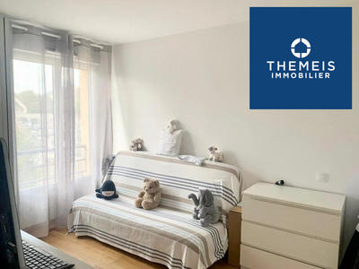 Appartement - 79 m² - 3 pièces