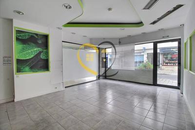 Local commercial - 75 m² - 3 pièces