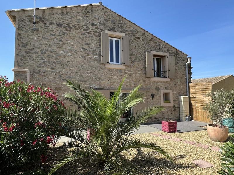 Maison en pierre - 92 m² - 4 pièces