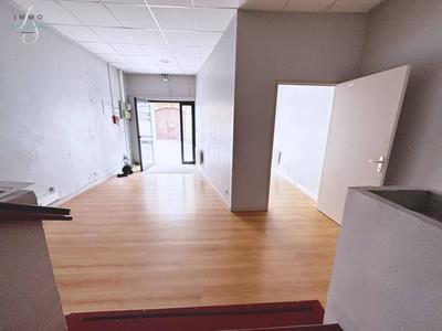 Bureau - 130 m² - 5 pièces