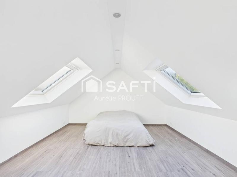 Maison - 200 m² - 7 pièces