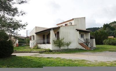 Villa - 100 m² - 5 pièces