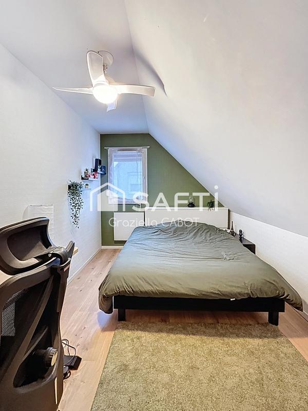 Maison - 96 m² - 6 pièces