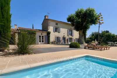 Mas - 140 m² - 6 pièces