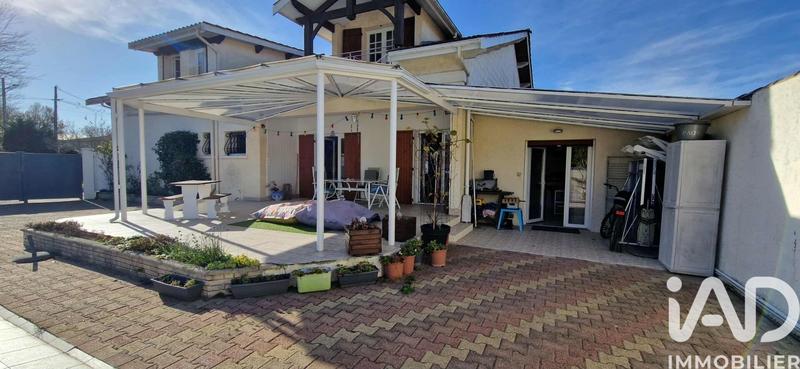 Appartement - 95 m² - 4 pièces