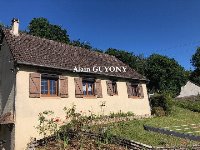 Maison traditionnelle - 96 m² - 5 pièces