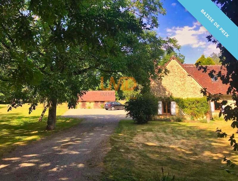 Propriété - 234 m² - 9 pièces