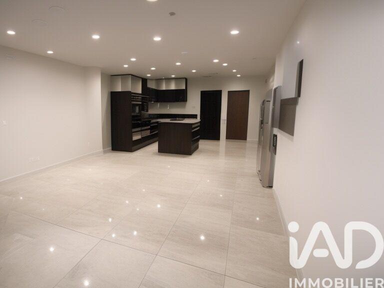 Maison - 224 m² - 8 pièces