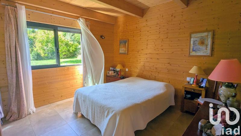 Maison - 160 m² - 5 pièces