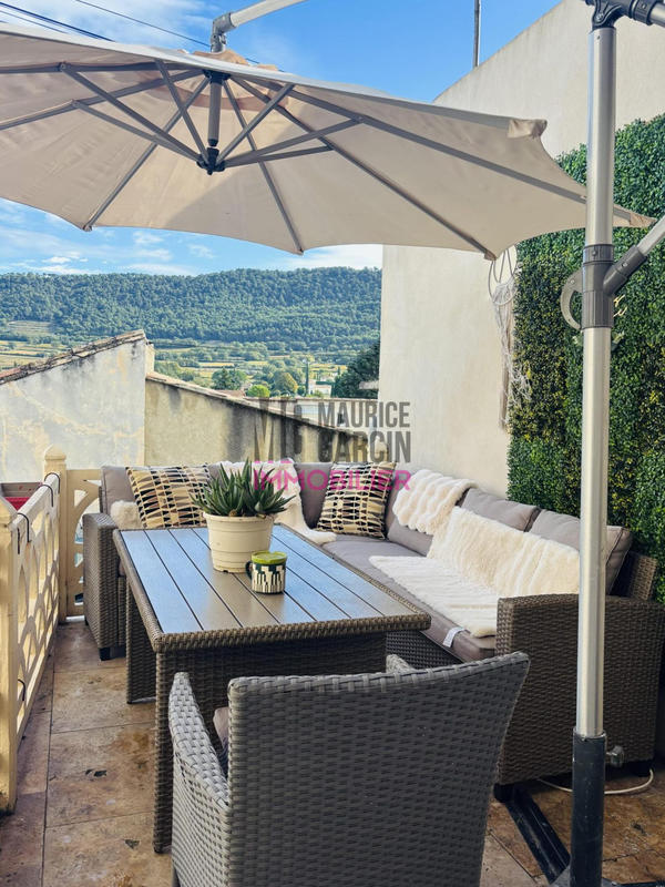 Maison - 165 m² - 8 pièces