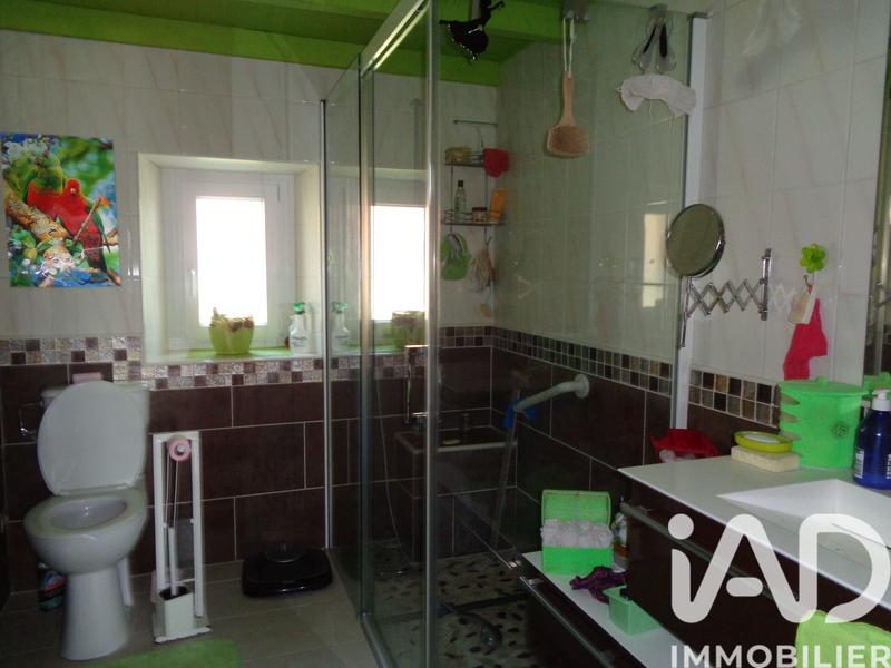 Maison - 300 m² - 8 pièces