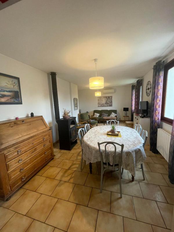 Maison - 99 m² - 4 pièces