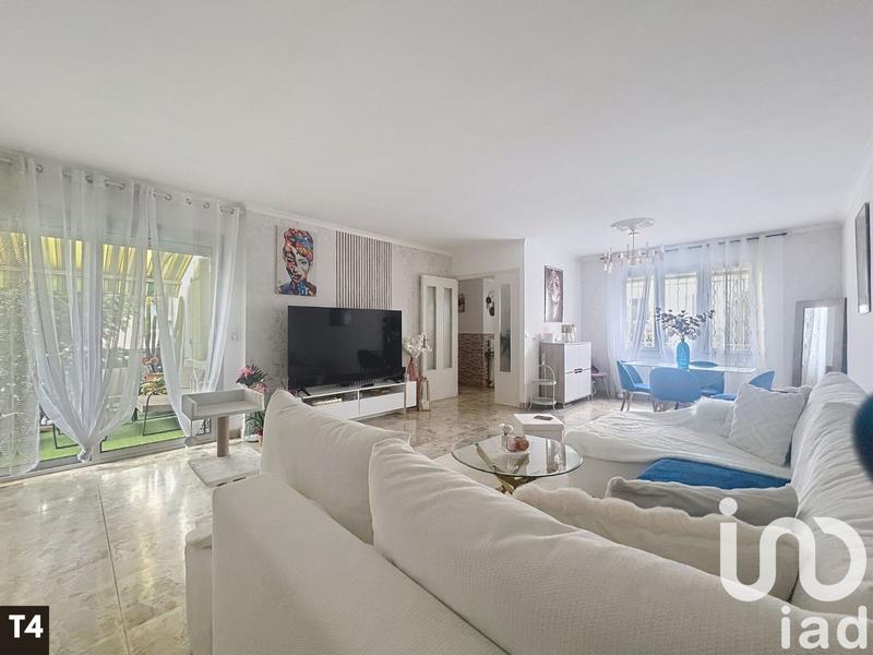 Appartement - 102 m² - 4 pièces