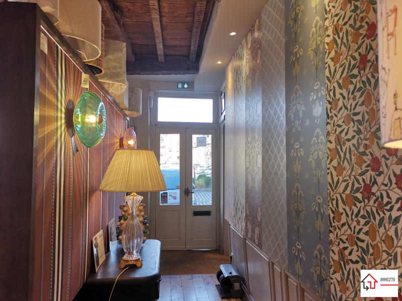 Maison ancienne - 250 m² - 4 pièces