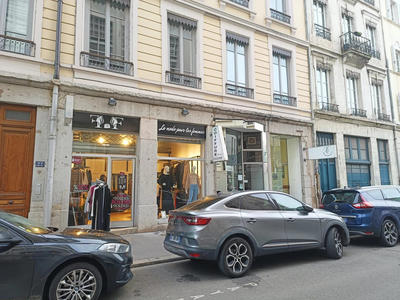 Fonds de commerce - Local commercial - 38 m²